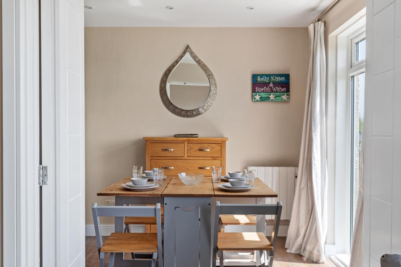 Apartamento Salty Kisses - Sea Front Aparment Hodgeston Exterior foto